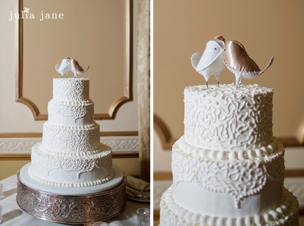 winter wedding at the fox hill inn by connecticut wedding photographer, julia jane studios