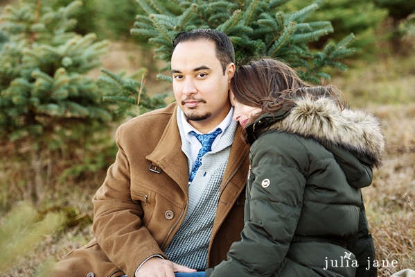 winter engagement session in ct