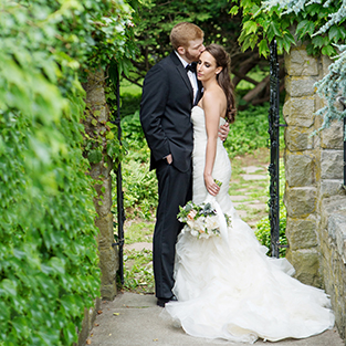Eolia Mansion Wedding
Jillian & Mike are Married: A sneak peek