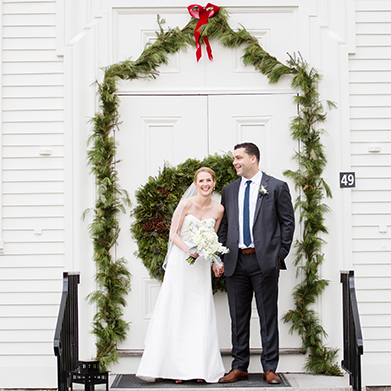 Mystic Seaport Wedding:
Claire & Paul Sneak Peek!