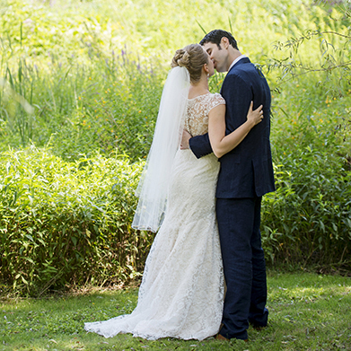 Happy Anniversary Karoline & Aran:
Married at Saltbox Farm